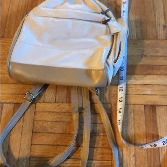 Genuine leather cream and tan mini backpack pay - Picture 2 of 7